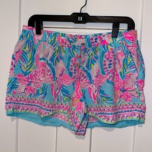 Lilly Pulitzer Katia shorts VGUC size Medium